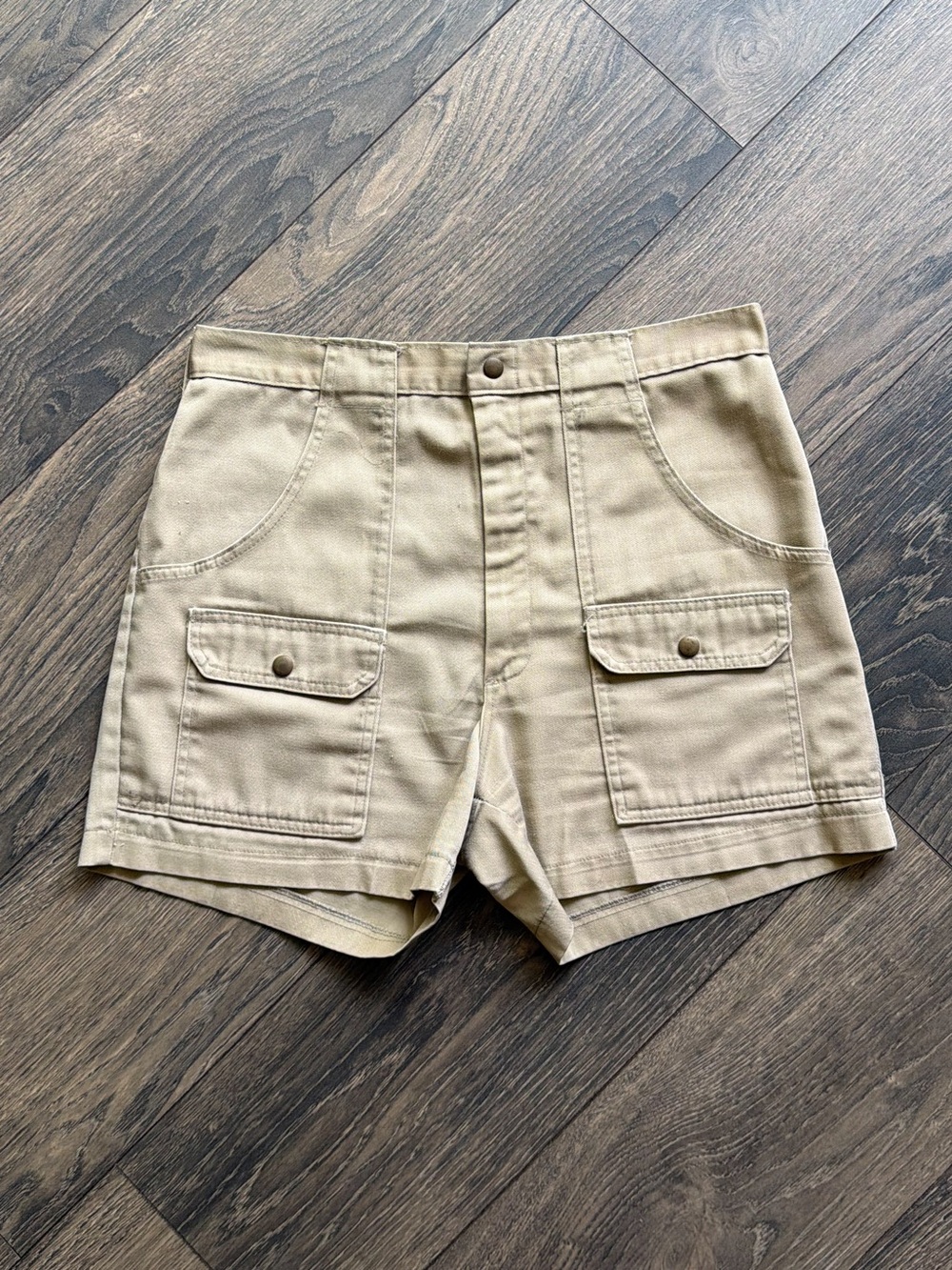 Women’s Large High Waist Cargo Utility Shorts Tan 4 Pocket USA Made Vintage